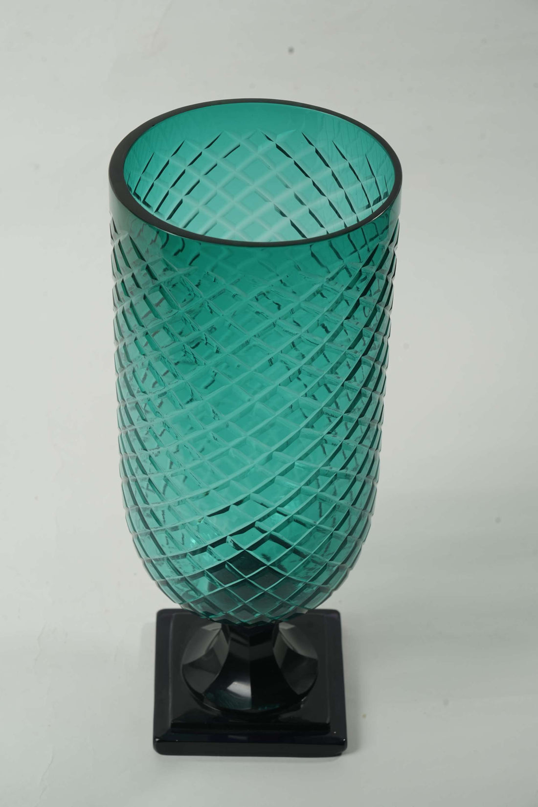 crystal cut flower vase1
