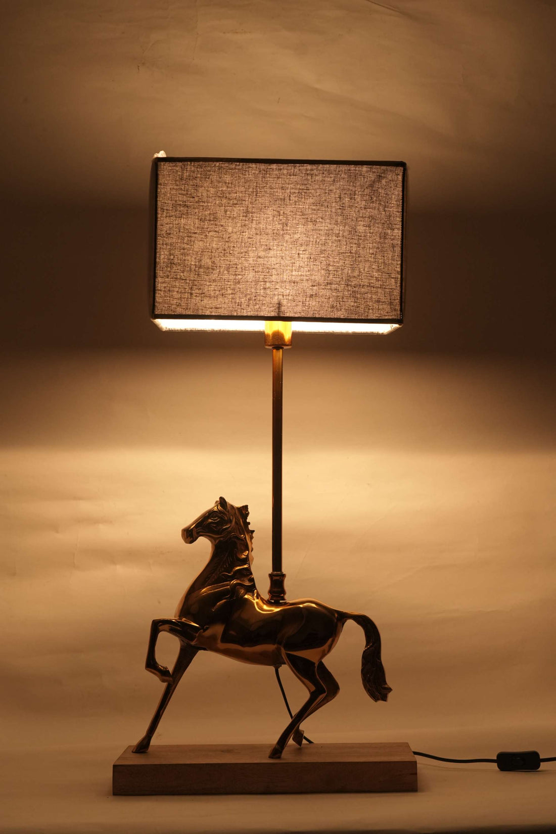 Horse table lamp