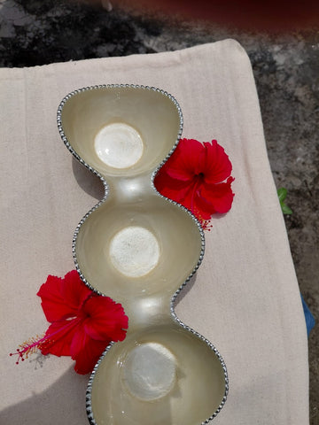 Pearl Enamel Finish Trio Bowl