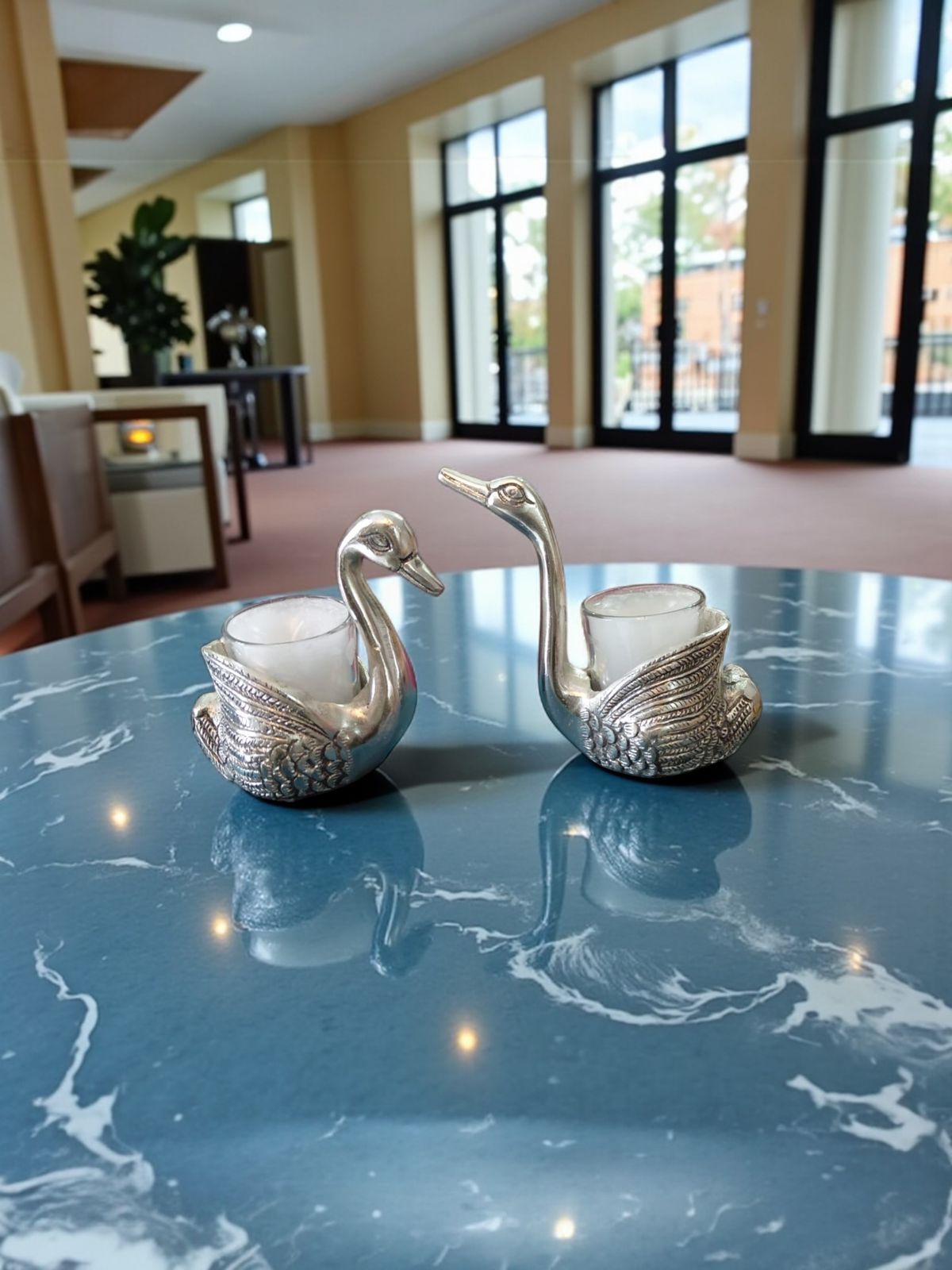 Swan Pair Candle Holder with Velvet Box – Elegant Home Décor & Gift Set