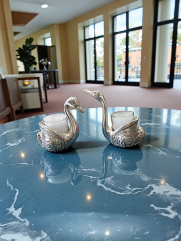 Swan Pair Candle Holder with Velvet Box – Elegant Home Décor & Gift Set